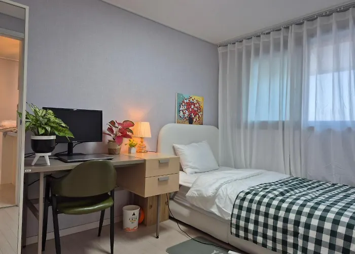 Fine House, 3rooms, 2bathrooms, Subway 7line, #elevator, #seongsu Villa *