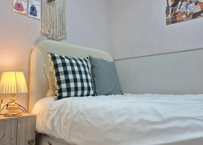 Fine House, 3rooms, 2bathrooms, Subway 7line, #elevator, #seongsu *